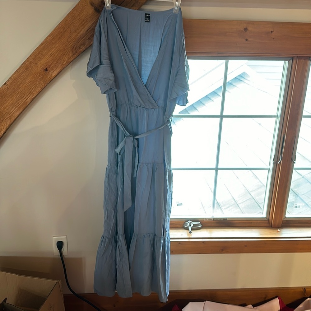 Women’s dress